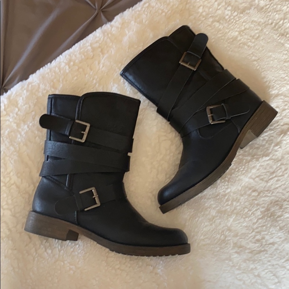 Just fab boots size 7.5